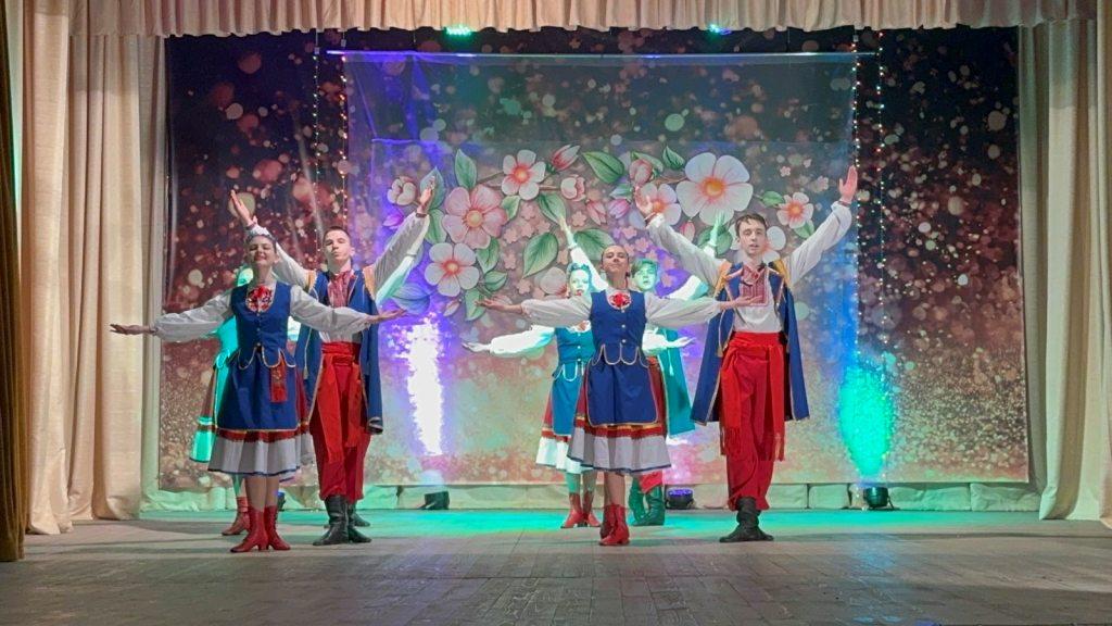 В комунальному позашкільному навчальному закладі «Міський палац дитячої та юнацької творчості «Горицвіт» Криворізької міської ради відбувся благодійний марафон 